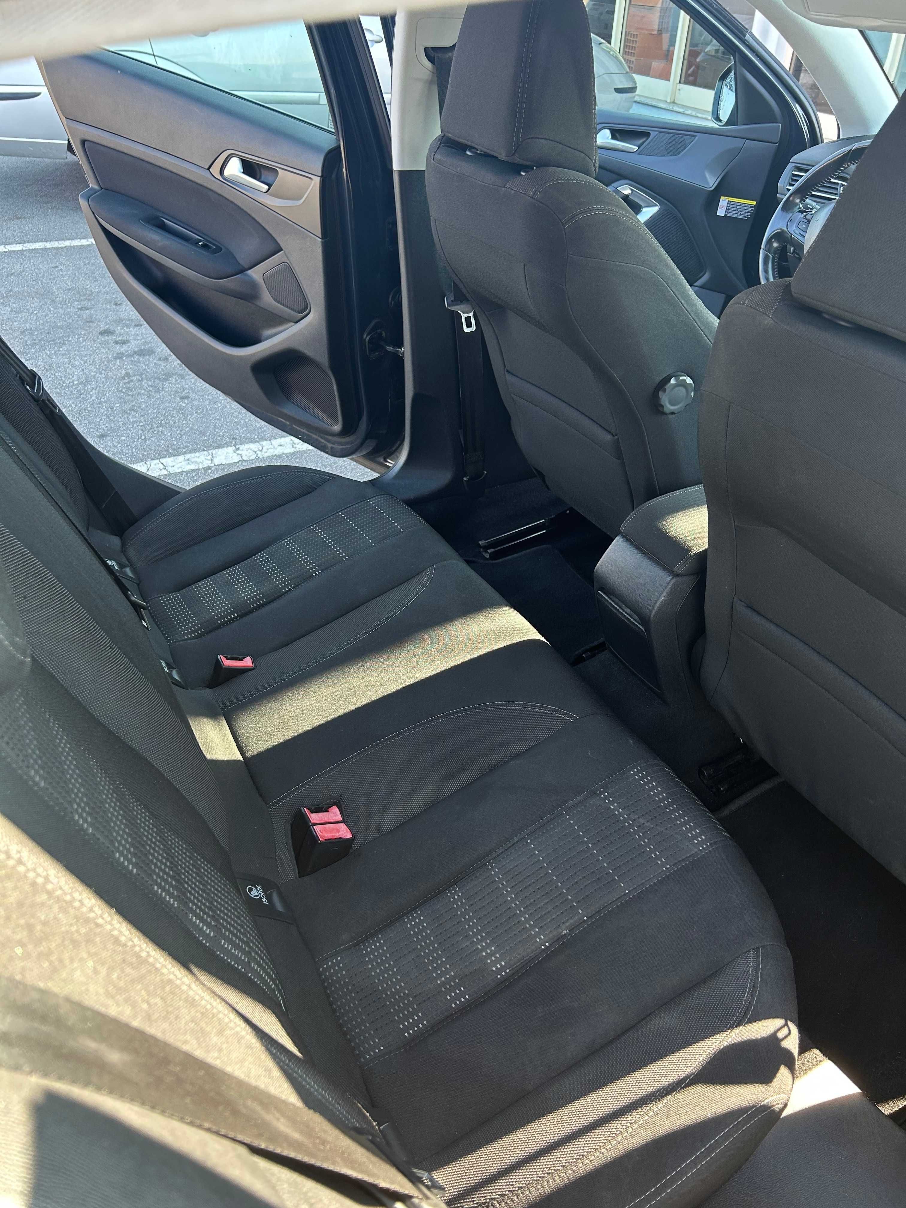 Peugeot 308 1.6HDi 118cv 2015