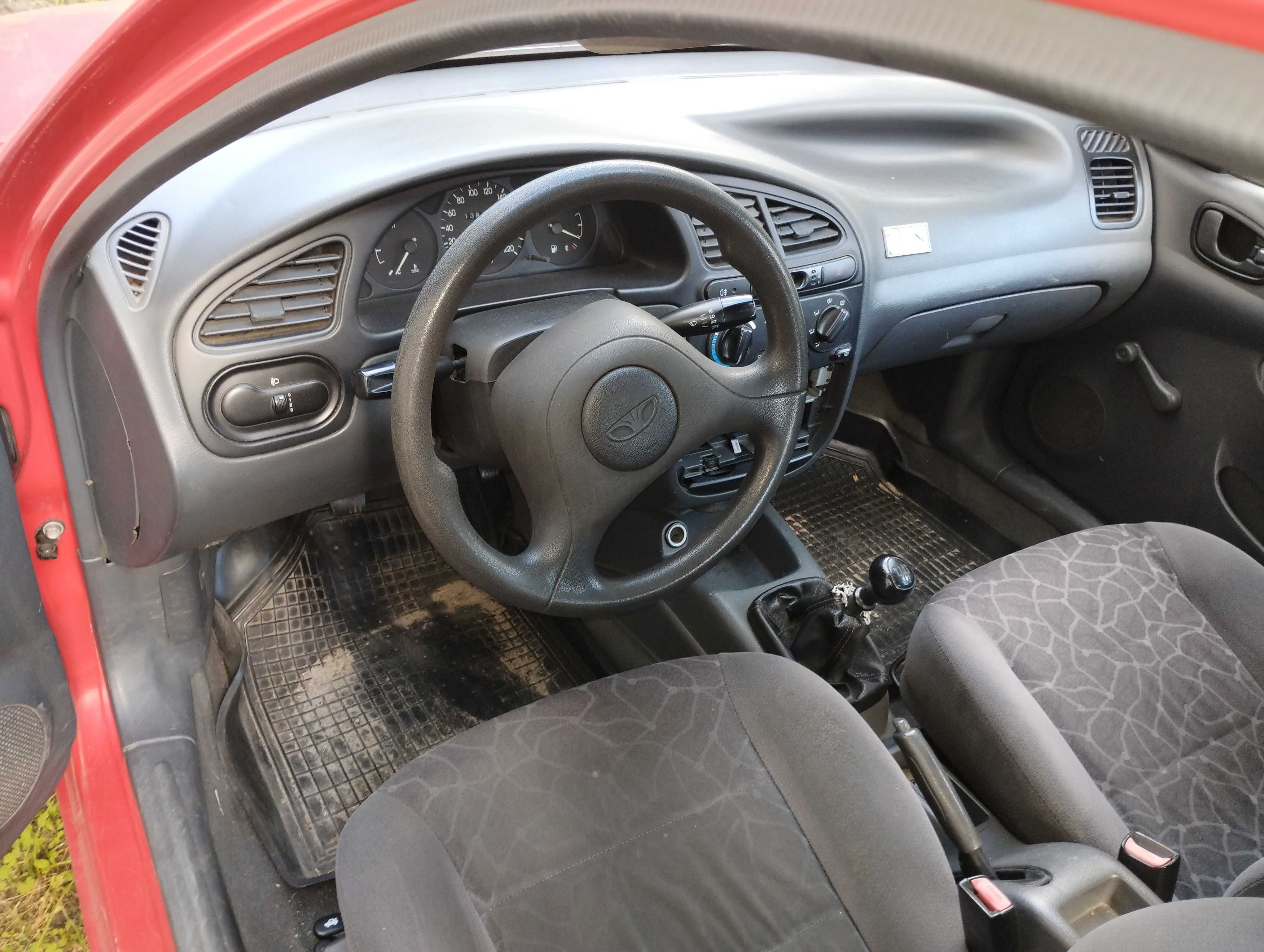 daewoo lanos 1.4 2001