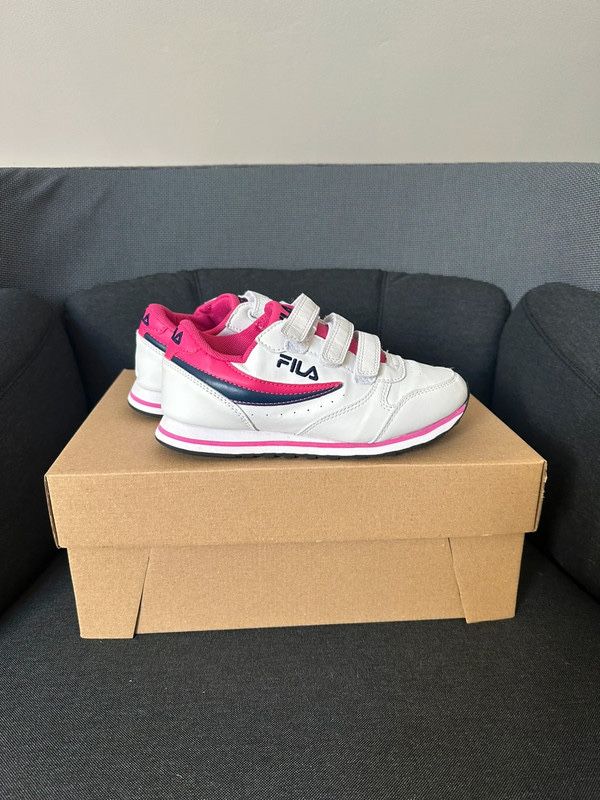 Sneakersy dziecięce Fila Orbit 33