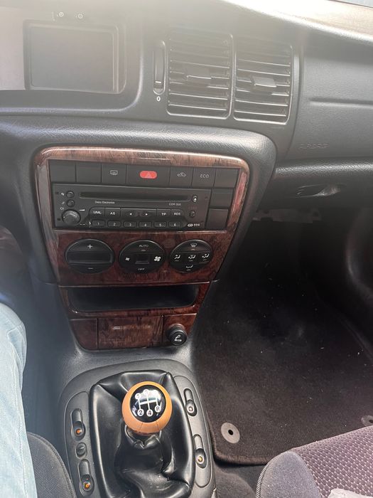 Carrinha a gasóleo impecável 5 lugares