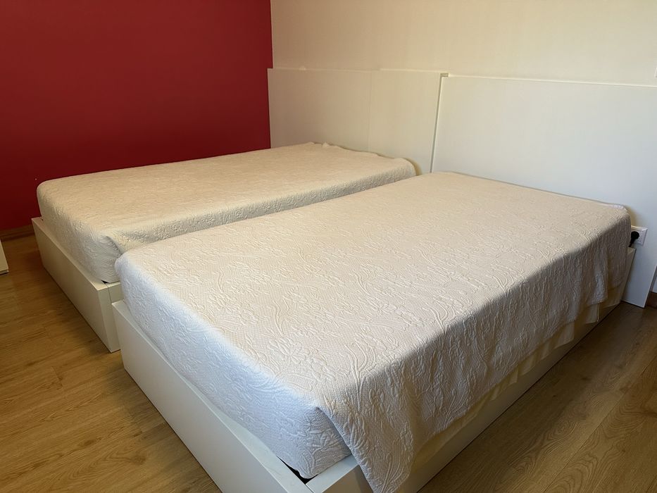 Camas lacadas de 1,10m de largura