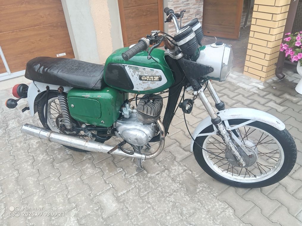 Mz-etz ts paląca jeżdżąca