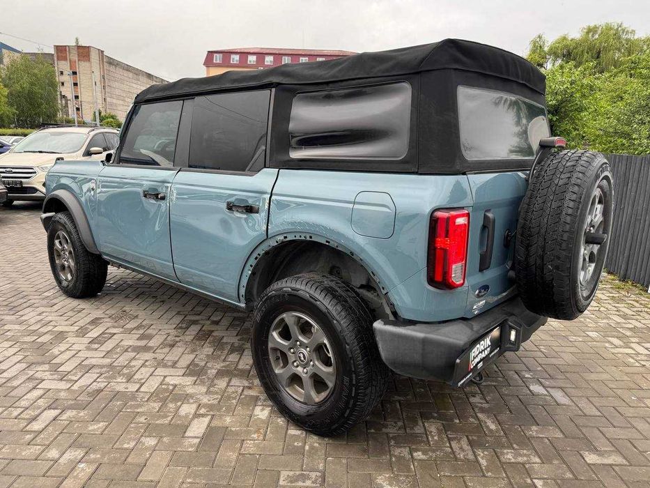 Ford Bbronco BASE 2021