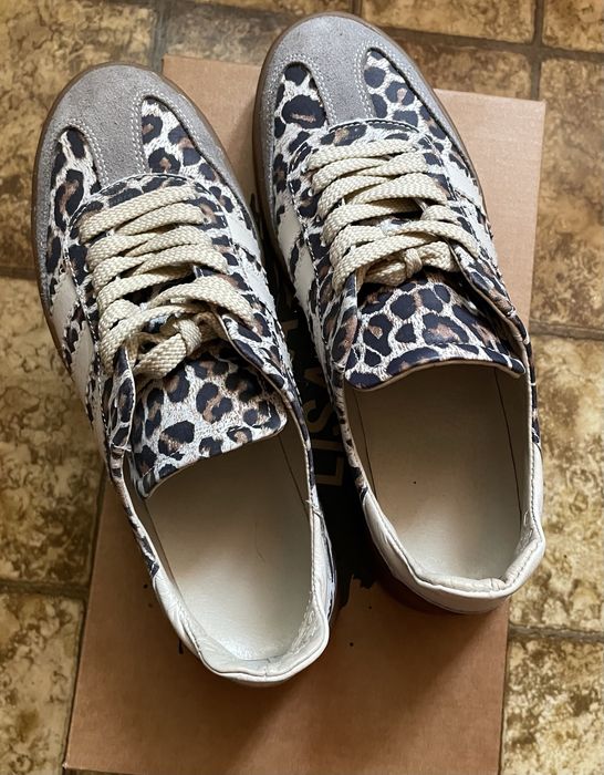 Кеди натуральна шкіра  39 р.