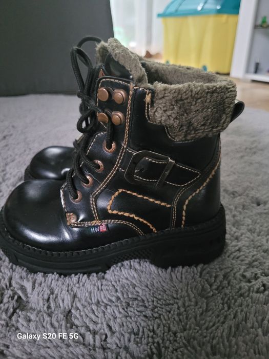 Buty zimowe trapery 30