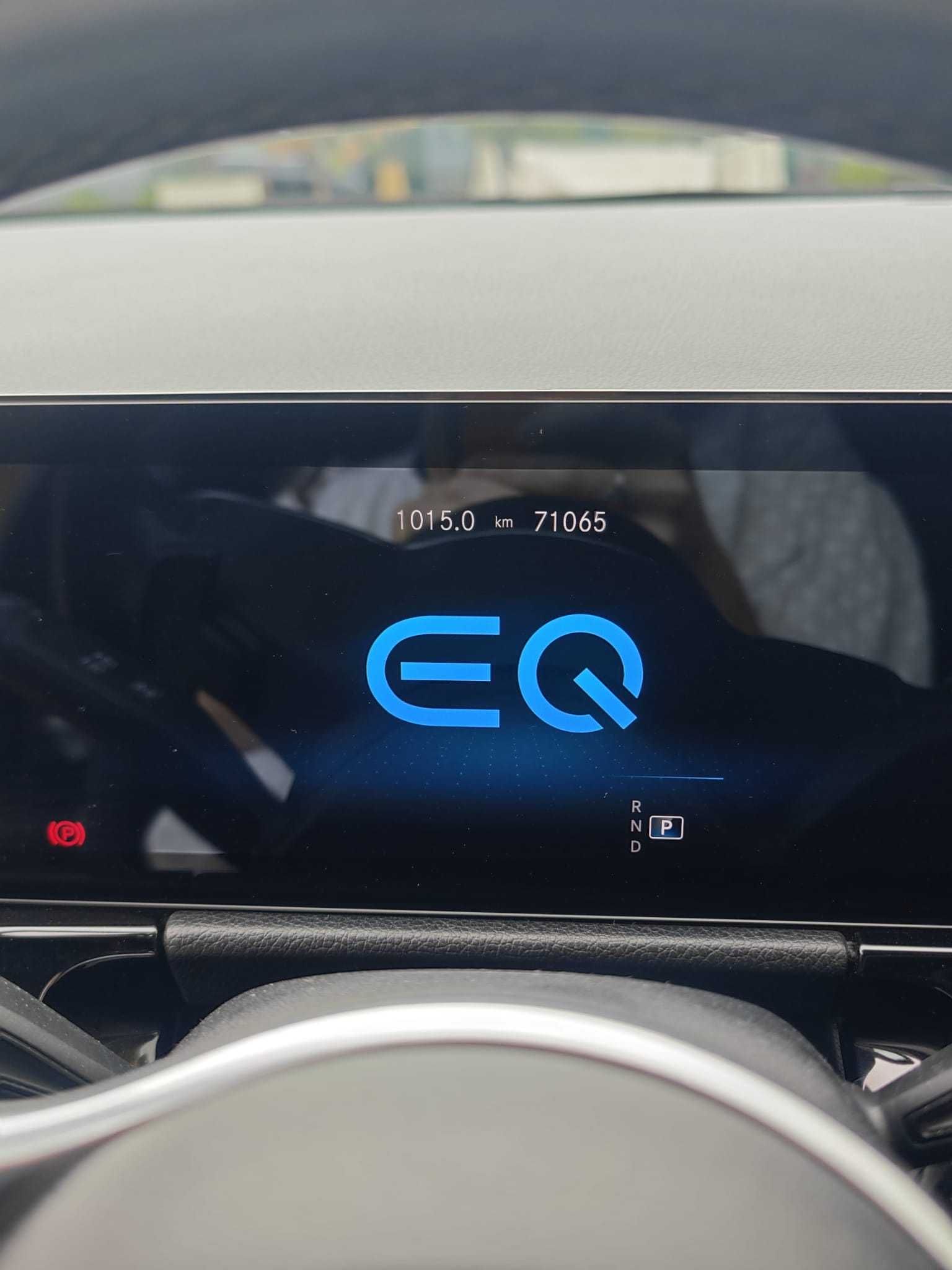 Mercedes-Benz EQA 250