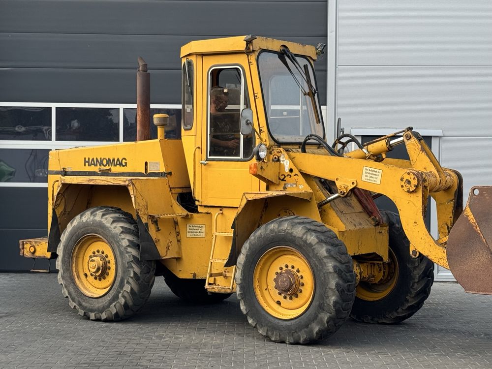 Hanomag 22 C ładowarka kołowa