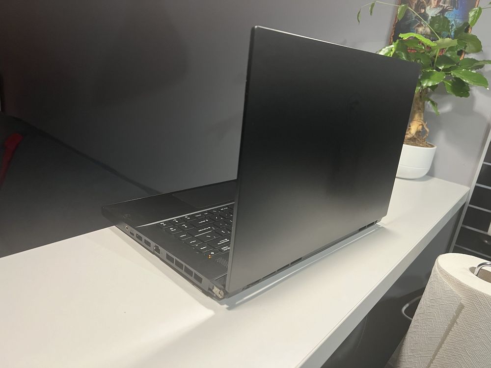 Laptop gamingowy MSI GS66 Stealth 10SF, i7, GF 2070
