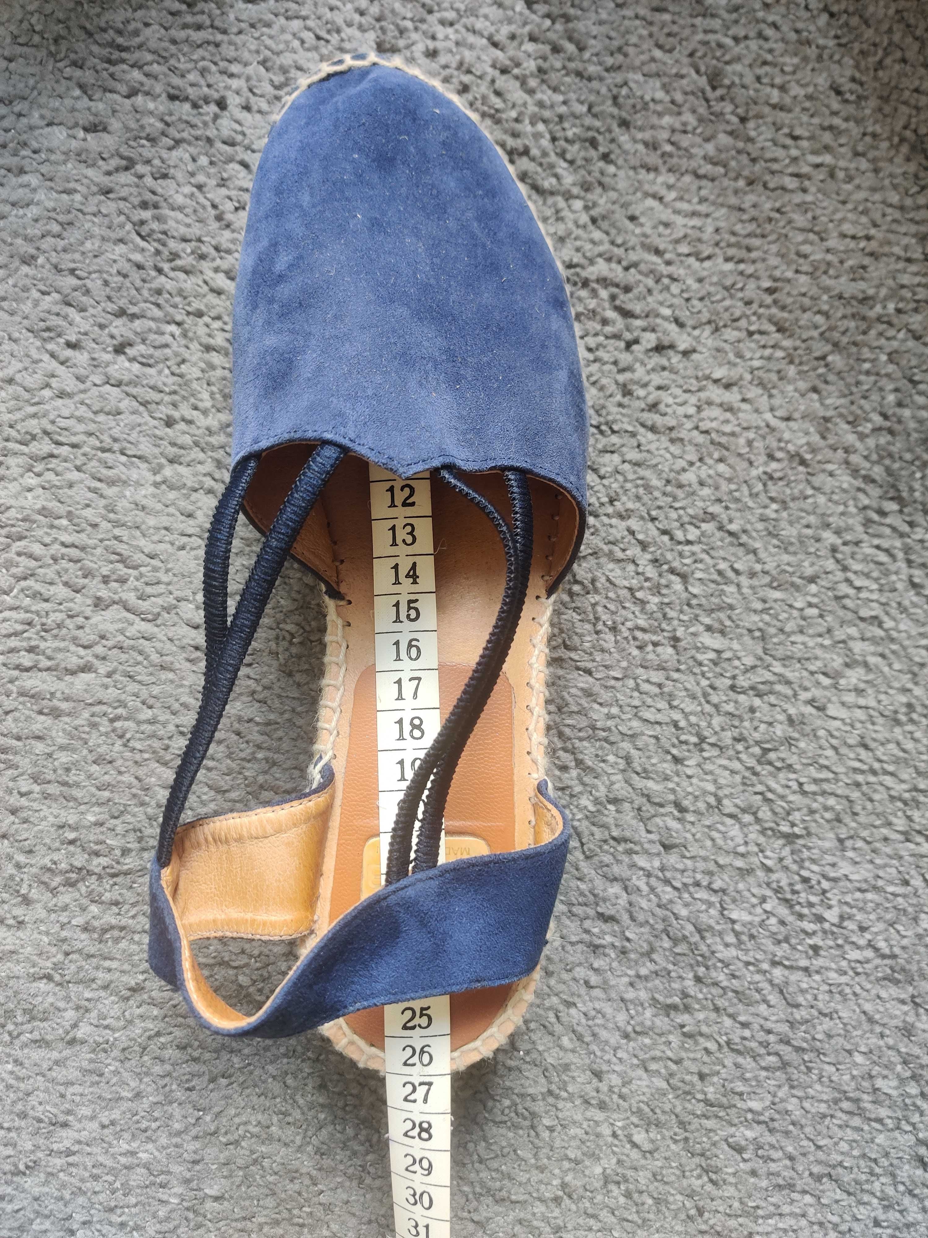 Buty damskie granatowe firmy Kanna