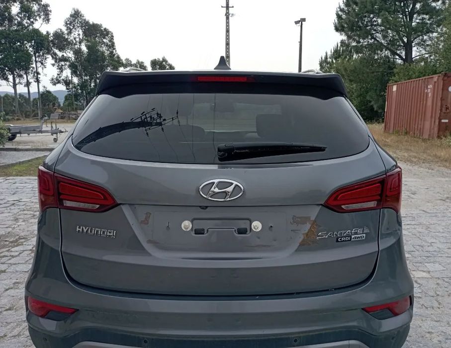 Tampa Mala Hyundai Santa Fé 2015