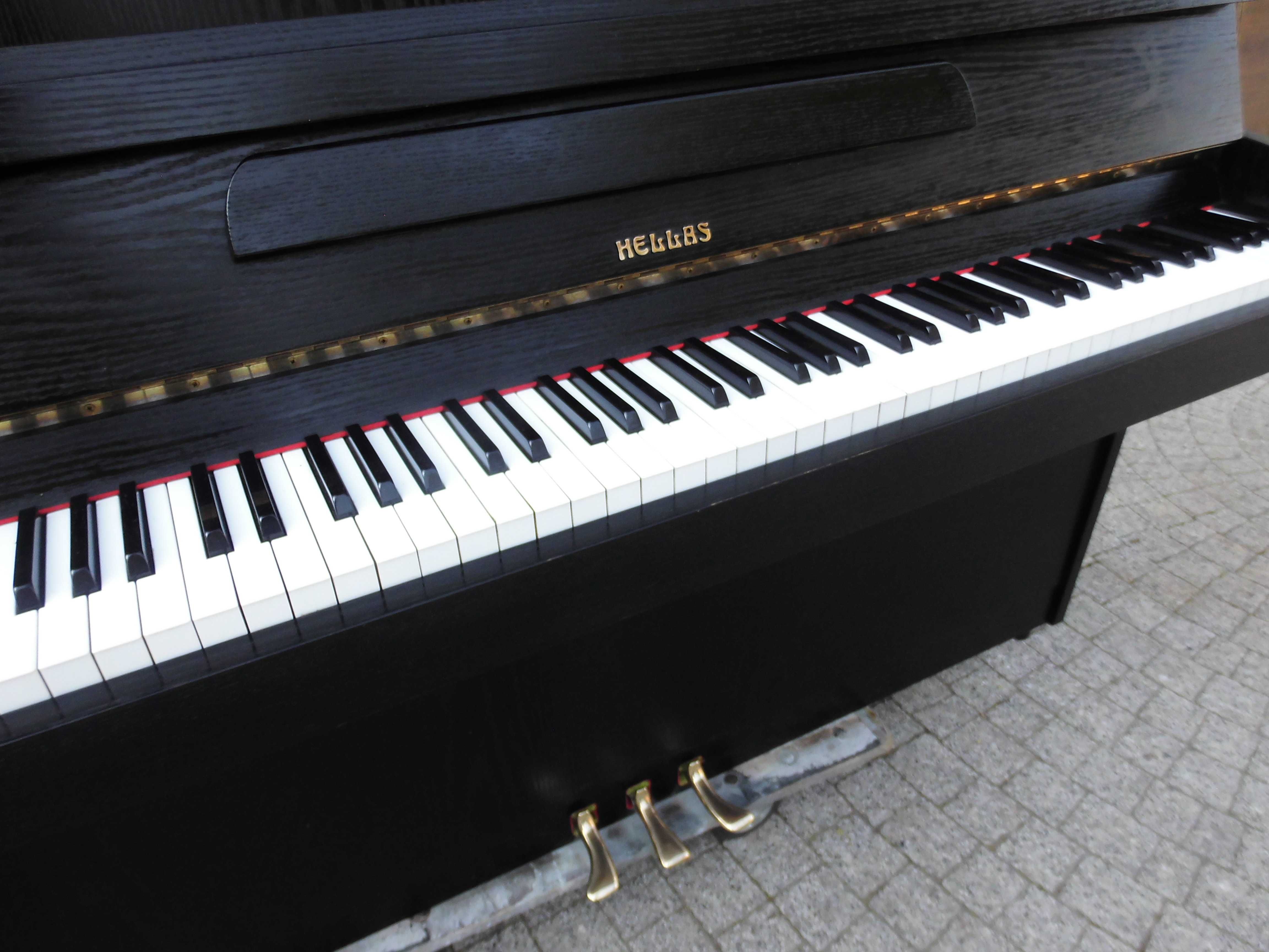 Hellas M110 Hamamatsu na japońcu pianino w oryginalnym czarnym kolorze