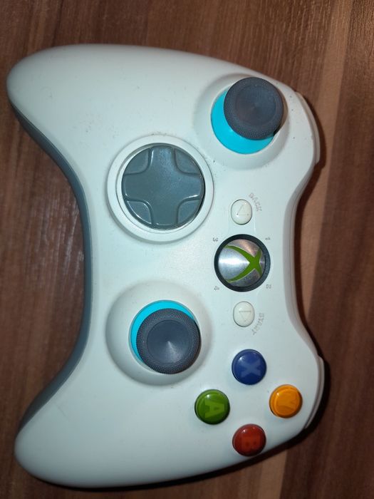 Xbox 360 pad biały