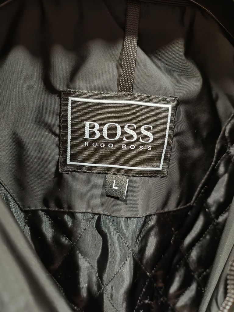 Hugo Boss / Куртка демісезонна чоловіча  L.
