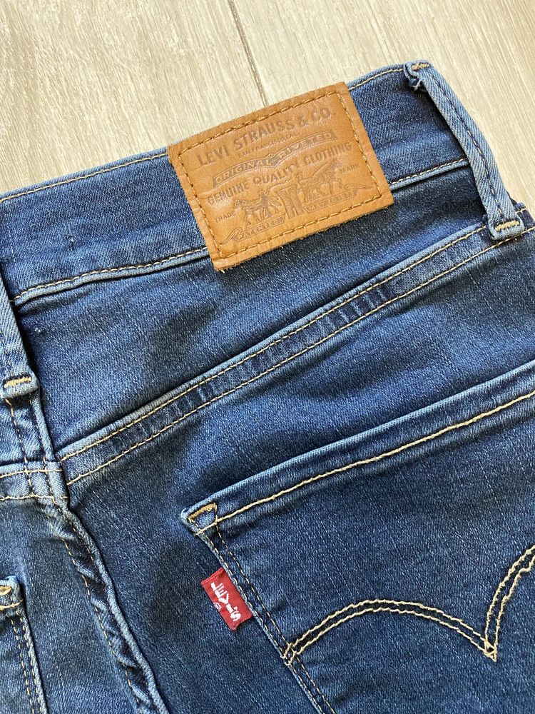 Spodnie jeans Levi’s 720 W26 L32