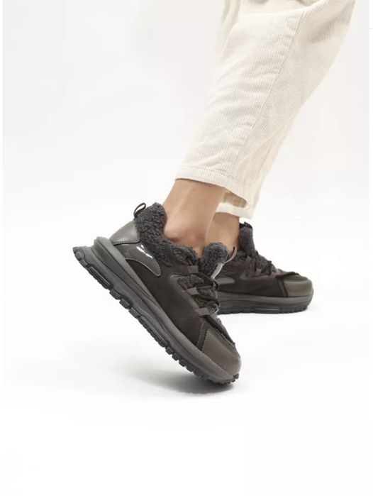 Шкіряні зимові кросівки жіночі