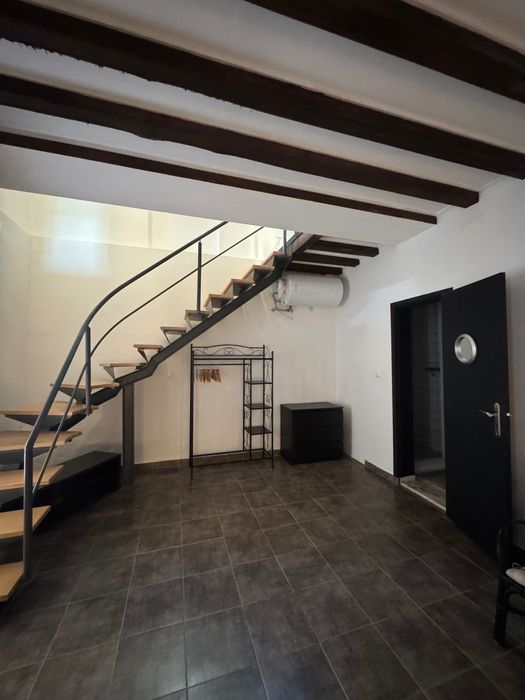 Charmoso duplex T1 - Para arrendar - Barreiro, Margem Sul