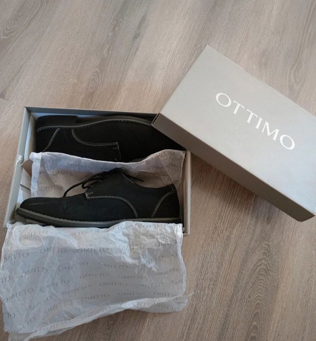 Nowe buty półbuty chłopięce