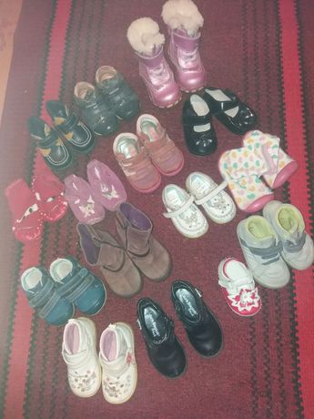 Взуття дитяче 18-22 розмір