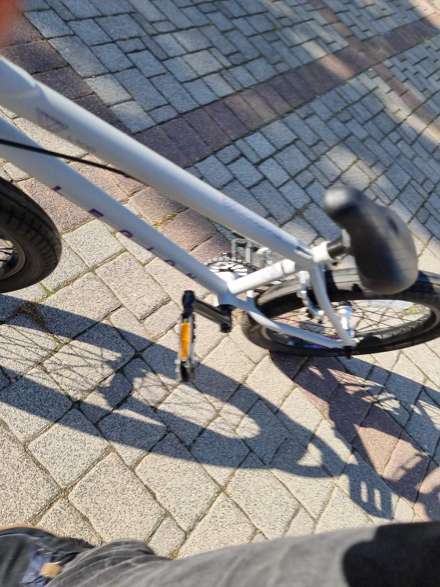 Rower BMX Mongoose L100