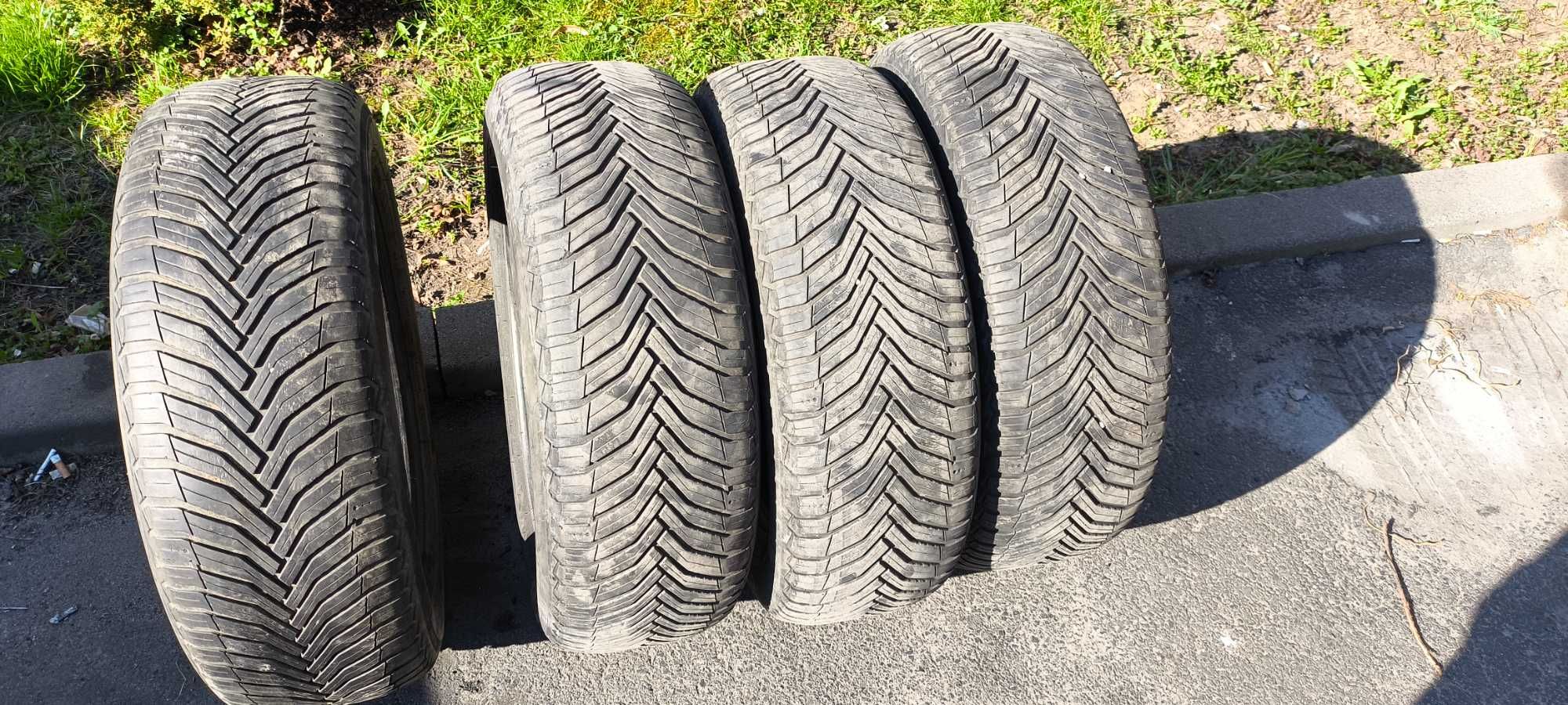 3 opony całoroczne Michelin CrossClimate 2 205/55 R16 91 W