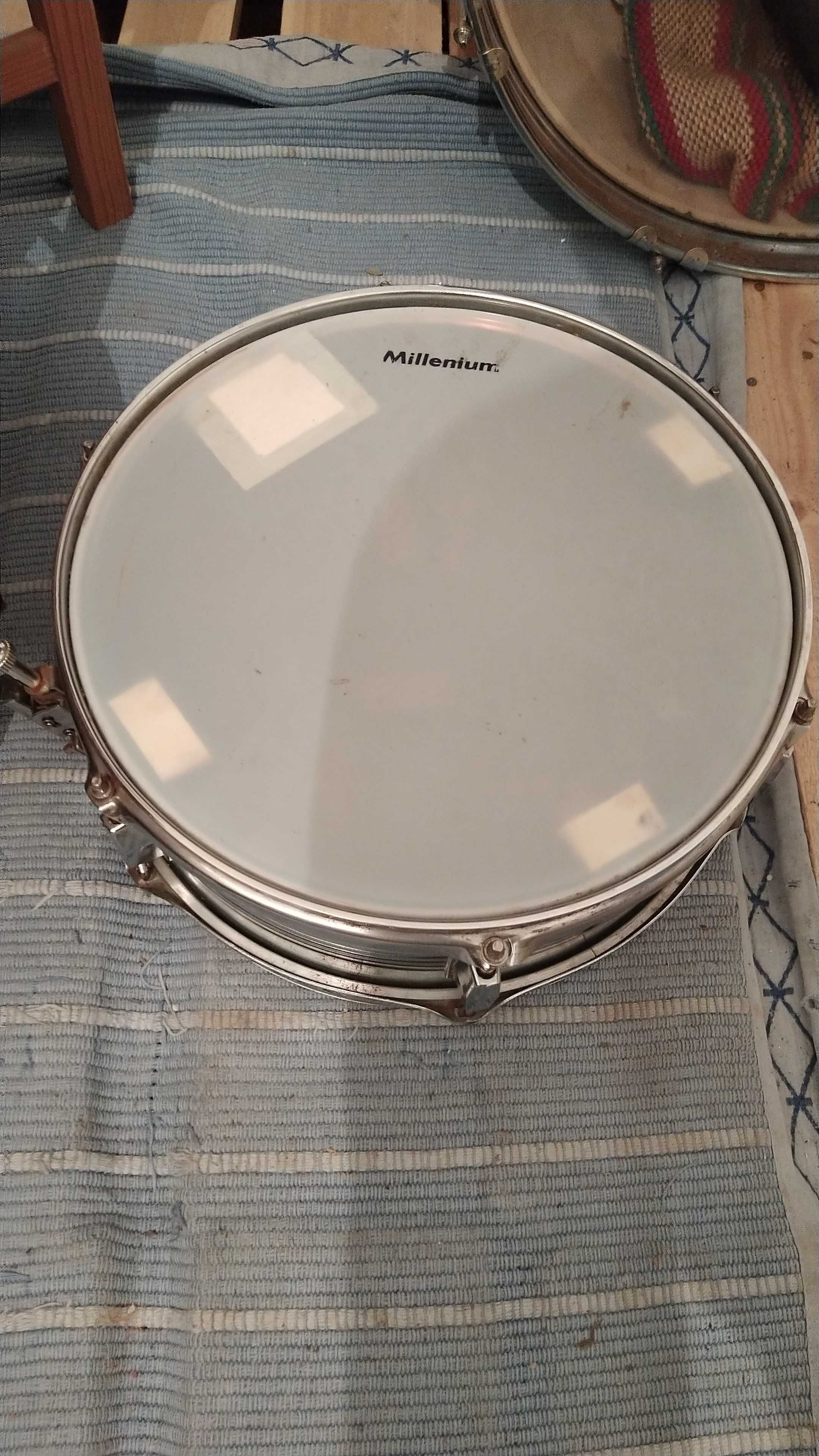 Bateria acústica Millenium