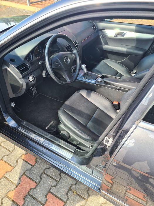 Mercedes C350CDI  W204 pakiet AMG 2010r 231KM