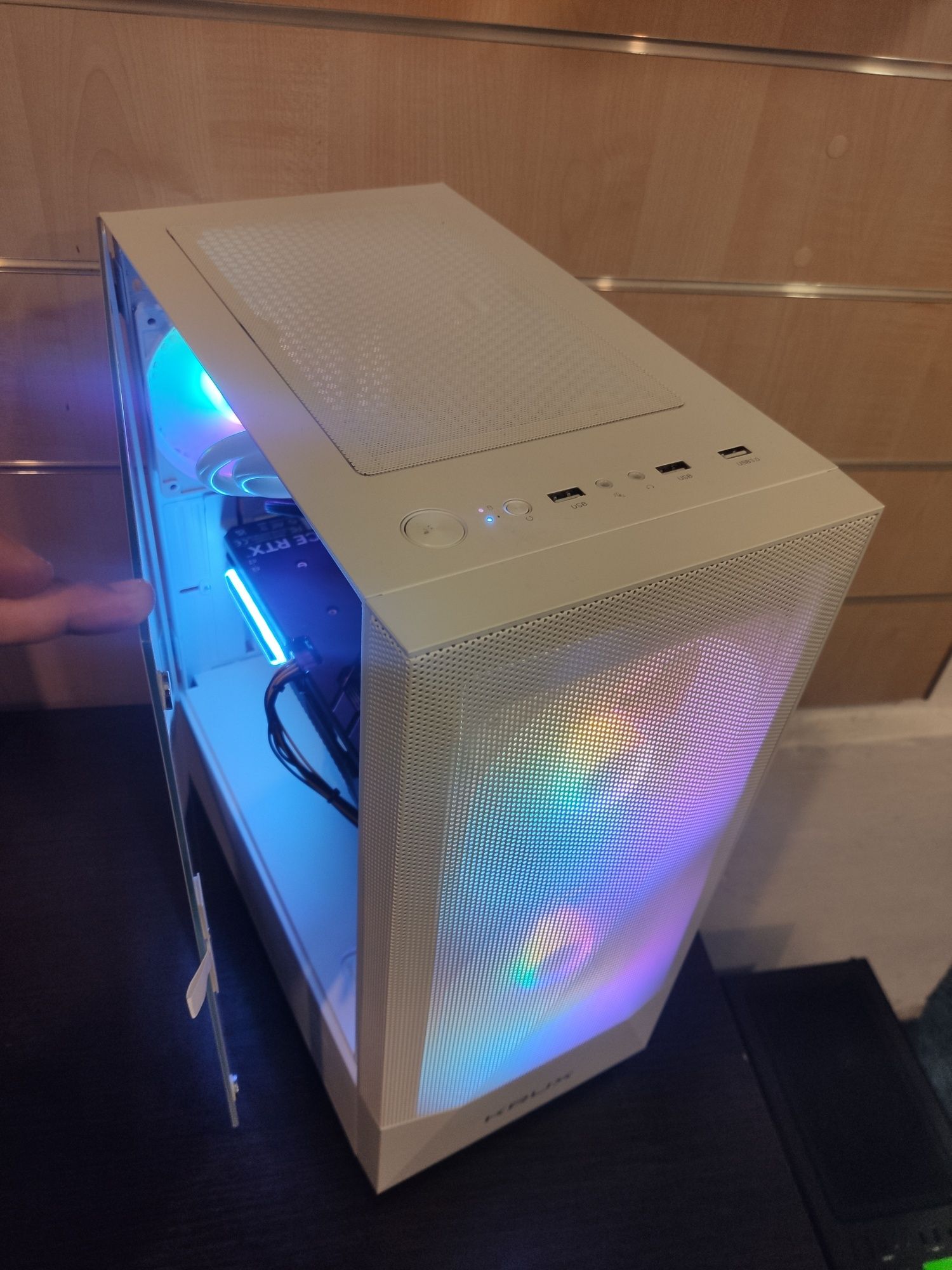 i9-13900K,LED Komputer do Gier,32 GB,RTX 3060 Ti,woda,SSD,Win 11