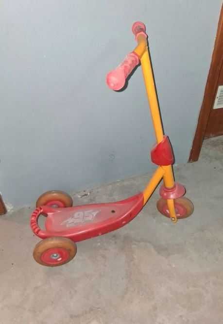 Trotinete 3 Rodas Cars Mondo