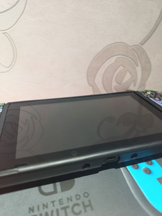 Nintendo switch V2 256Гб з «100% знижками на всі ігри» повний комплект