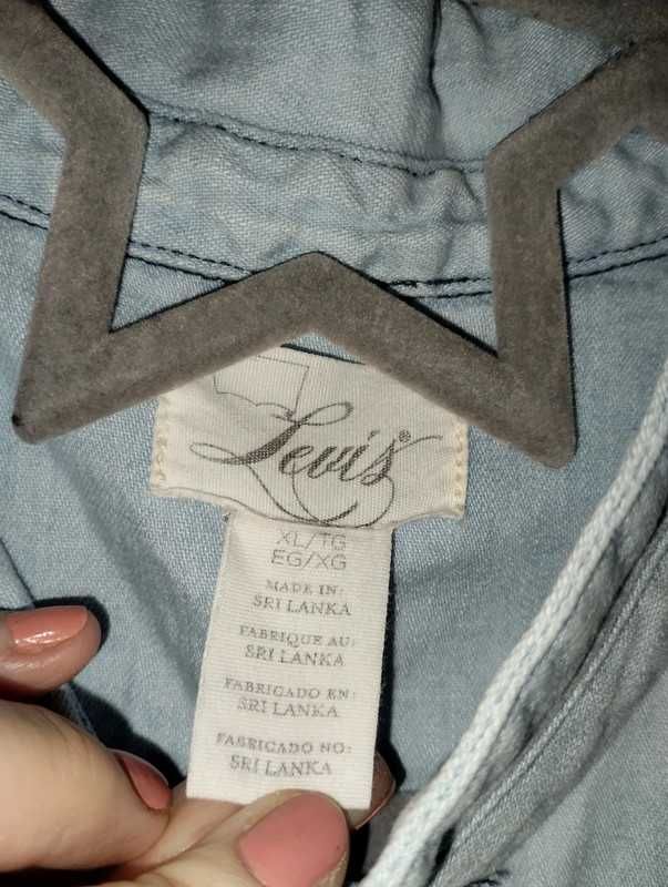 Levi's blekitna koszula  kamizelka, bluzka jeans rozm 42 dłuższy przod