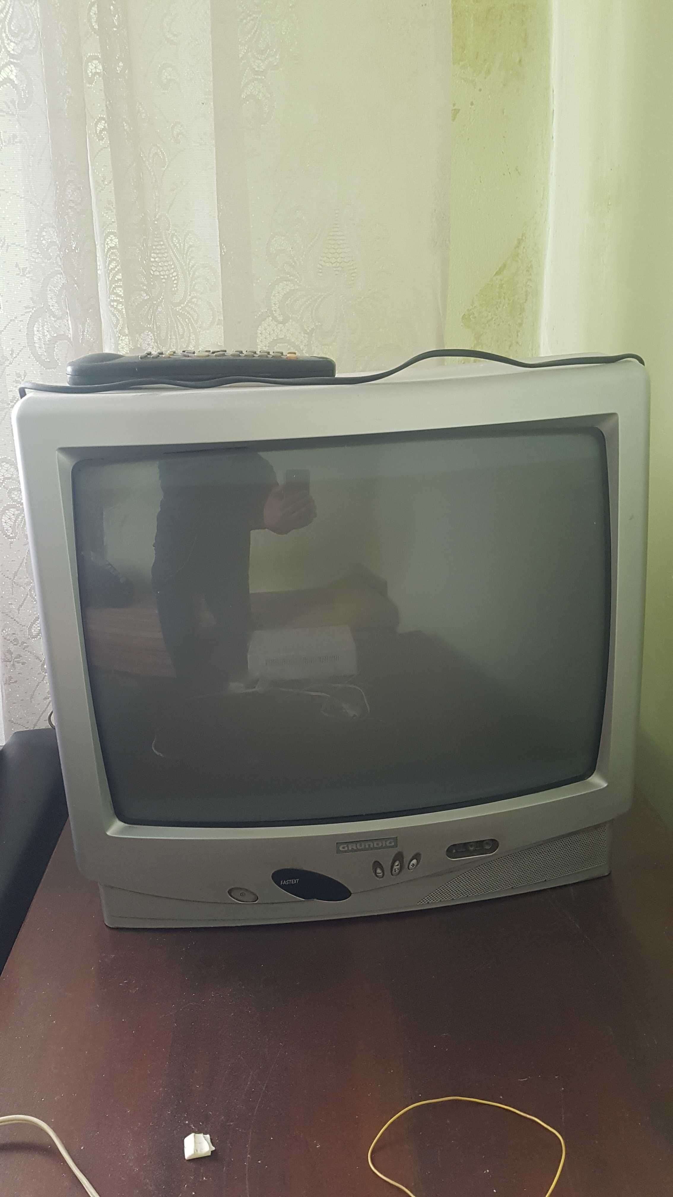 Telewizor Grundig 21 cali