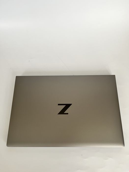 Hp zbook firefly 14 g8 i7-1165g7 32ram T500 14inch Full hd ips