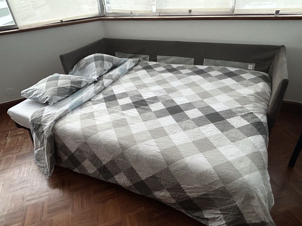 Sofá cama casal em bom estado