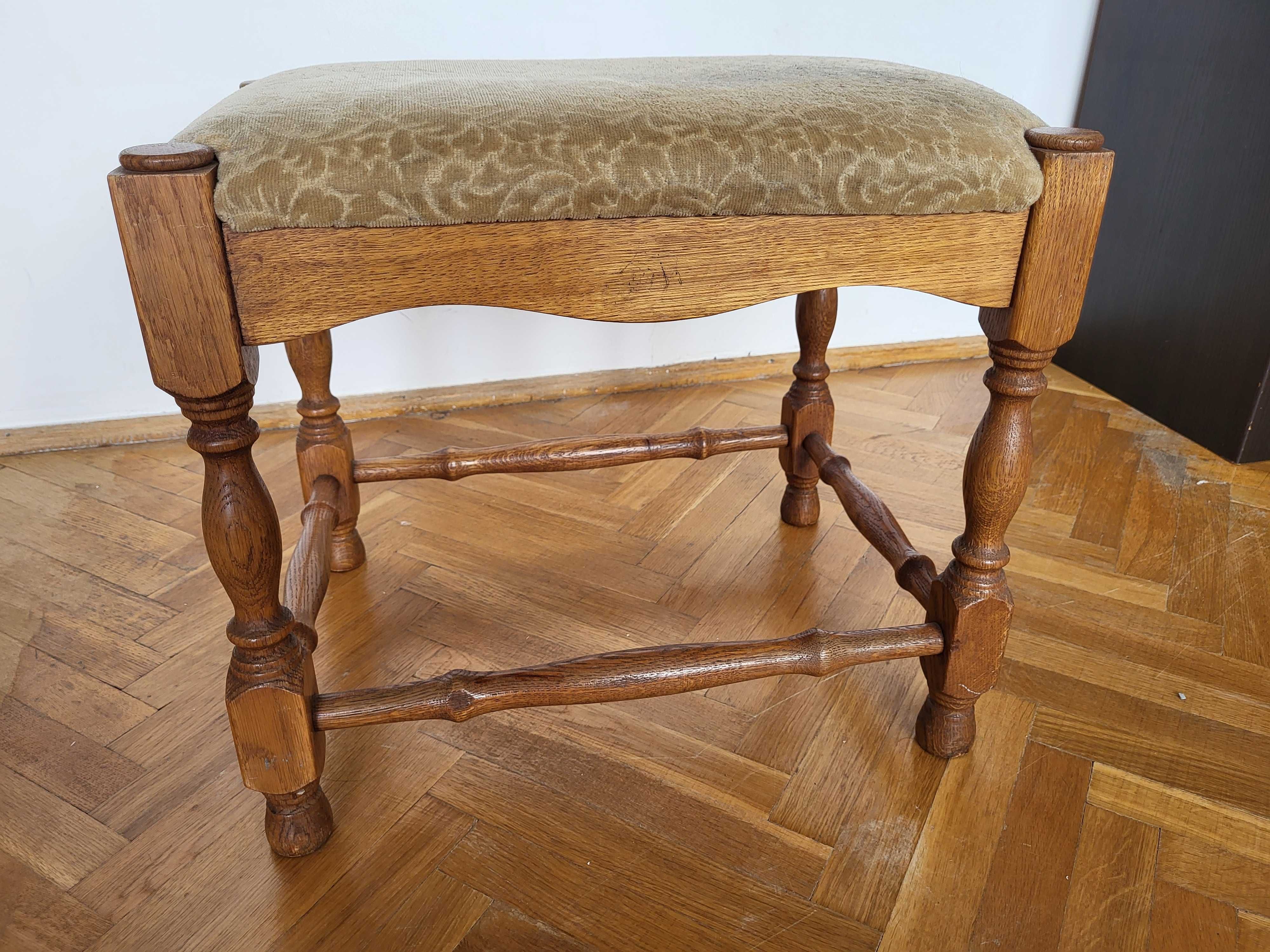 Stołek tapicerowany, taboret