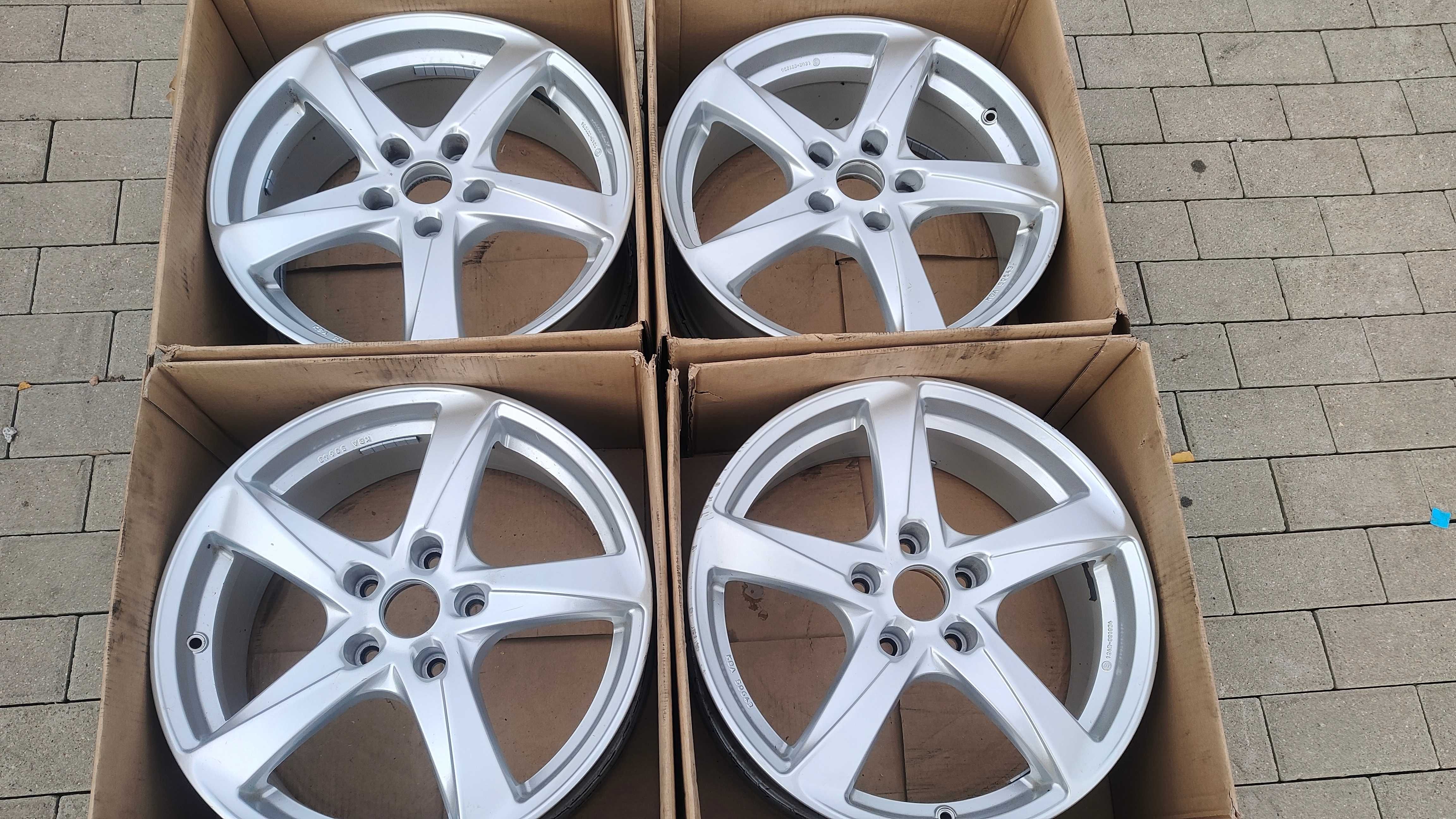 Felgi Aluminiowe BMW VW T5 T6 18 5x120 7.5J ET45