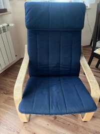 Fotel Ikea Poeng z podnóżkiem