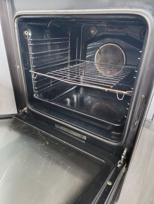 Продам електро плиту