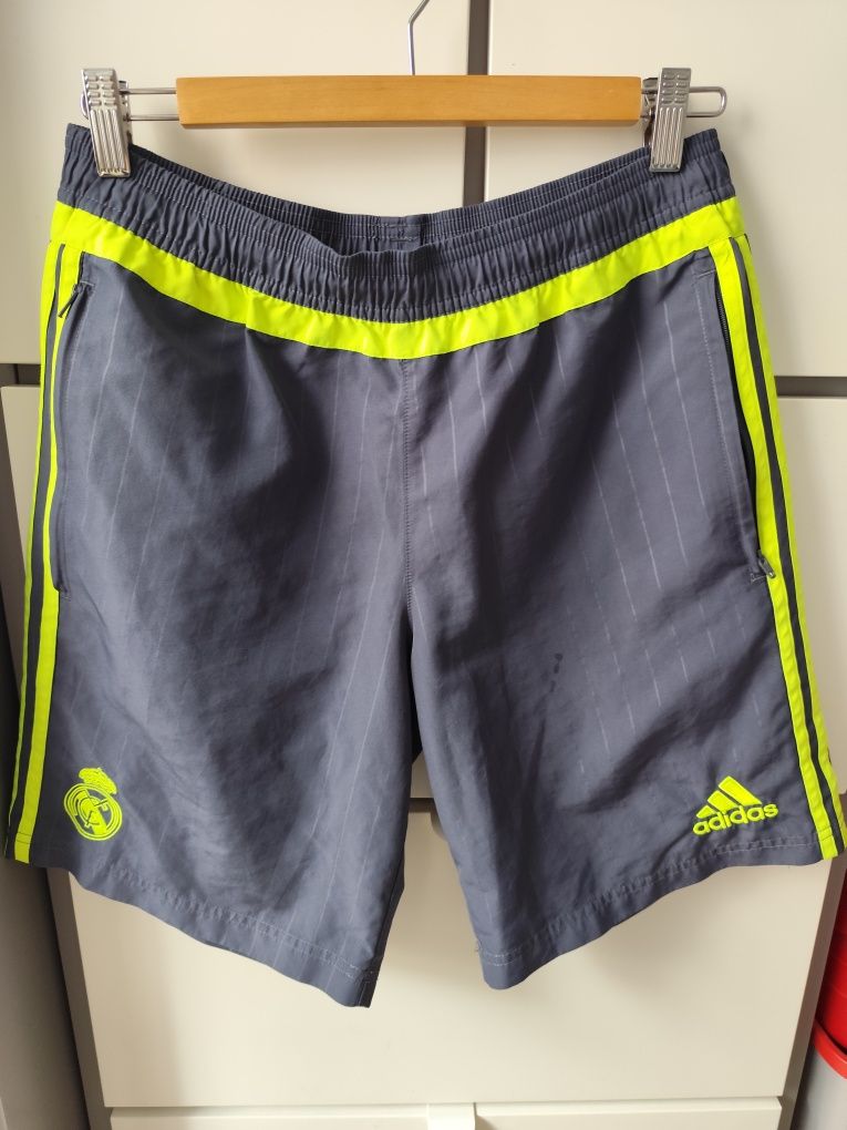 Krótkie spodenki sportowe Real Madryt Adidas r. S