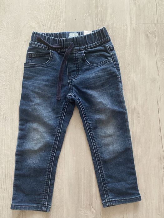 Джинсы GAP 90р( 2 года)