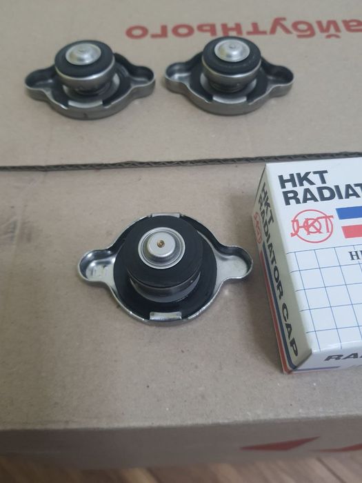 Кришка радіатора PE00­11­5205 Mazda СХ-5