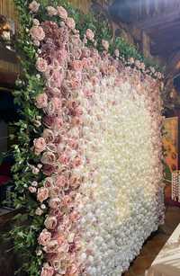 Ścianka kwiatowa weselna