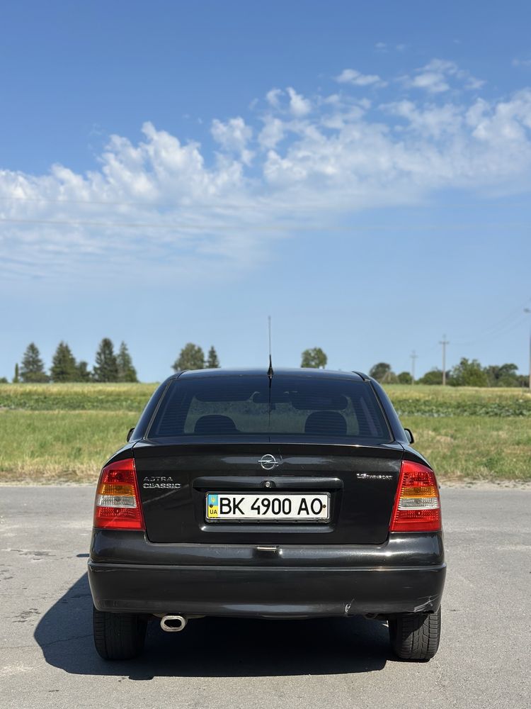 Opel Astra 2008рік 1.6 бензин