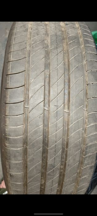 Nowe opony Michelin 205/55/19 z 2025roku