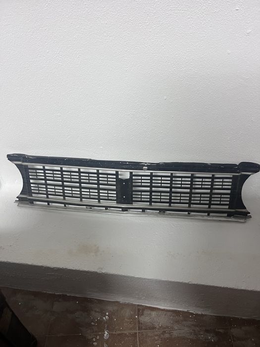 Grelha frontal carro