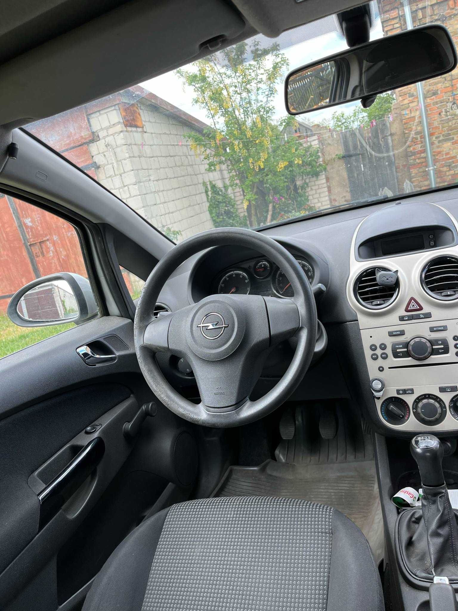 Opel Corsa 2007 1.0 uszkodzony