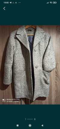 Продам демисезонное пальто размер 40
