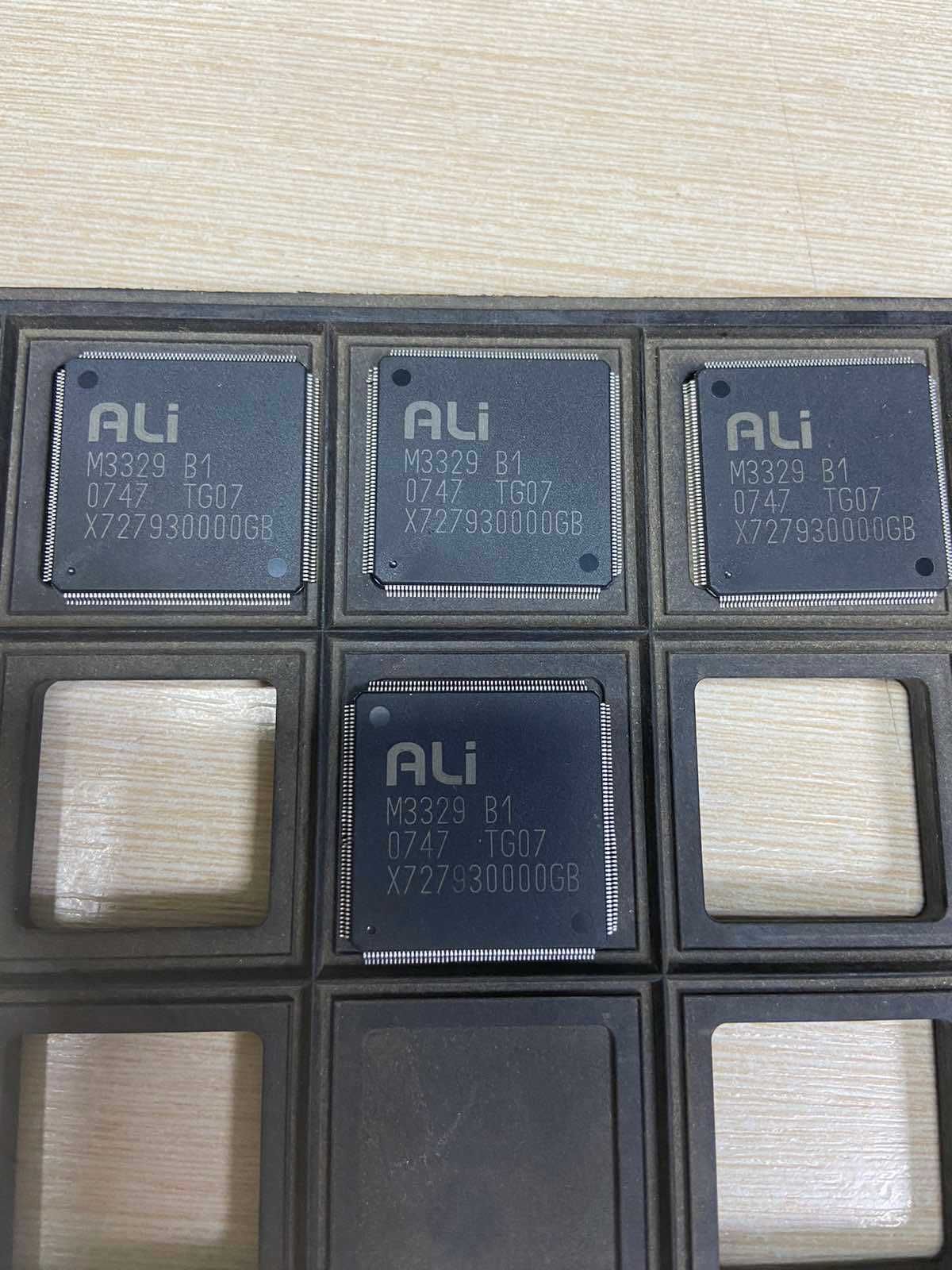 Процесори ALI M3606C/M3329C