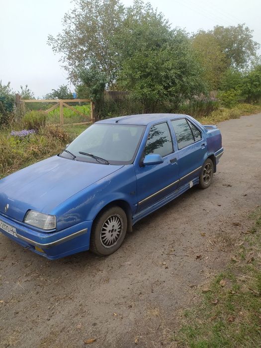 Рено 19 шамаде газ бенз 1.7