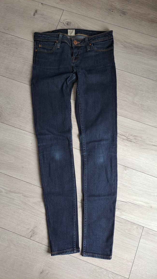 Lee Toxey spodnie damskie jeans rurki skinny W26 XS