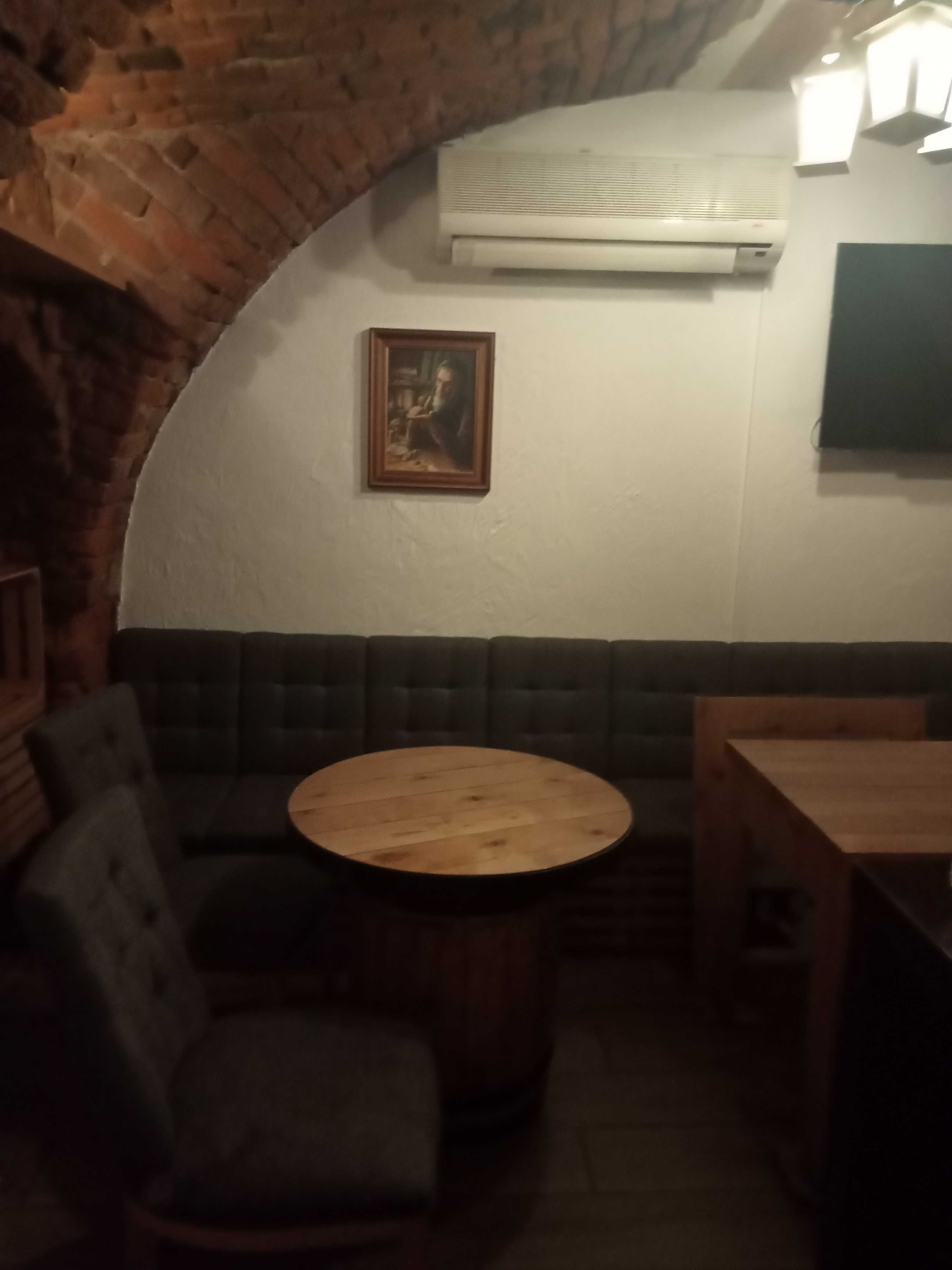 Wynajmie lokal na restaurację,kawiarnie,pub.